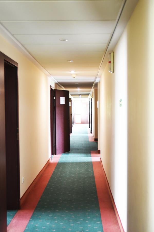 Parkhotel Economic Wielka Wies  Екстер'єр фото